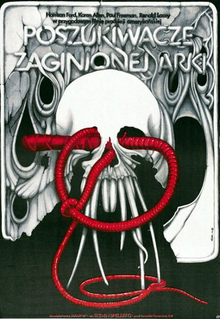 Illustration for article titled Here are some more crazy-ass movie posters from Poland